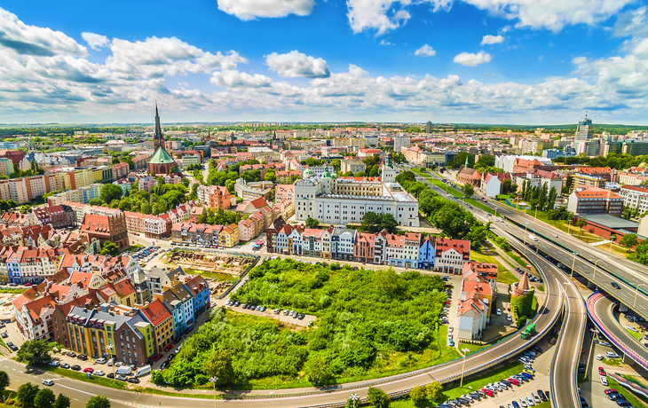 Panorama der Skyline von Stettin mit Oder und Schloss im Hintergrund.