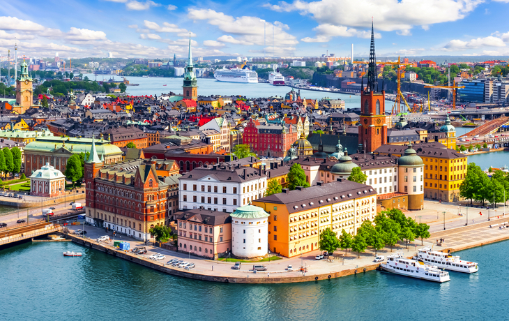 Panoramablick auf die Skyline von Stockholms Altstadt Gamla Stan.